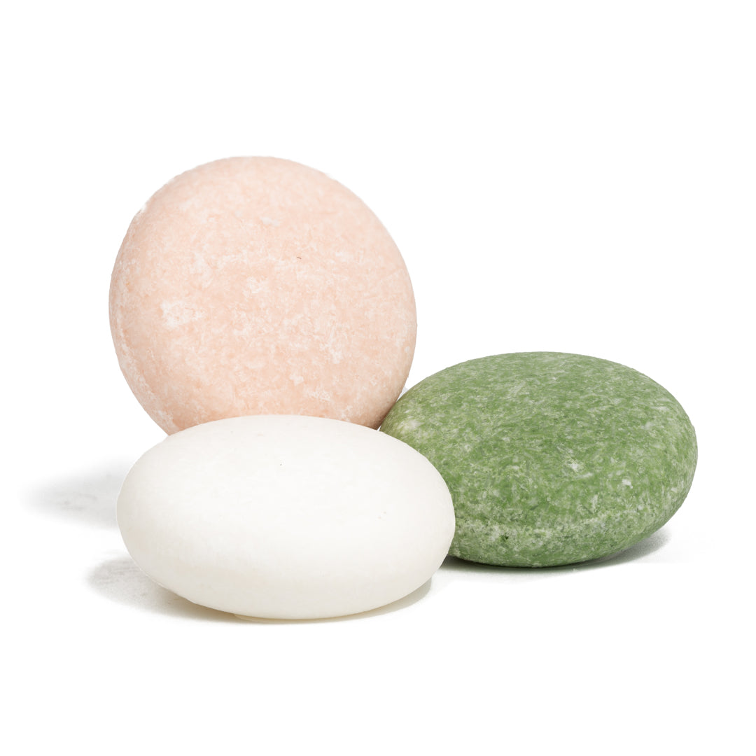 This image shows salon quality Argan Oil Shampoo bars with plastic free biodegradable packaging for a more sustainable eco friendly zero waste hair care routine